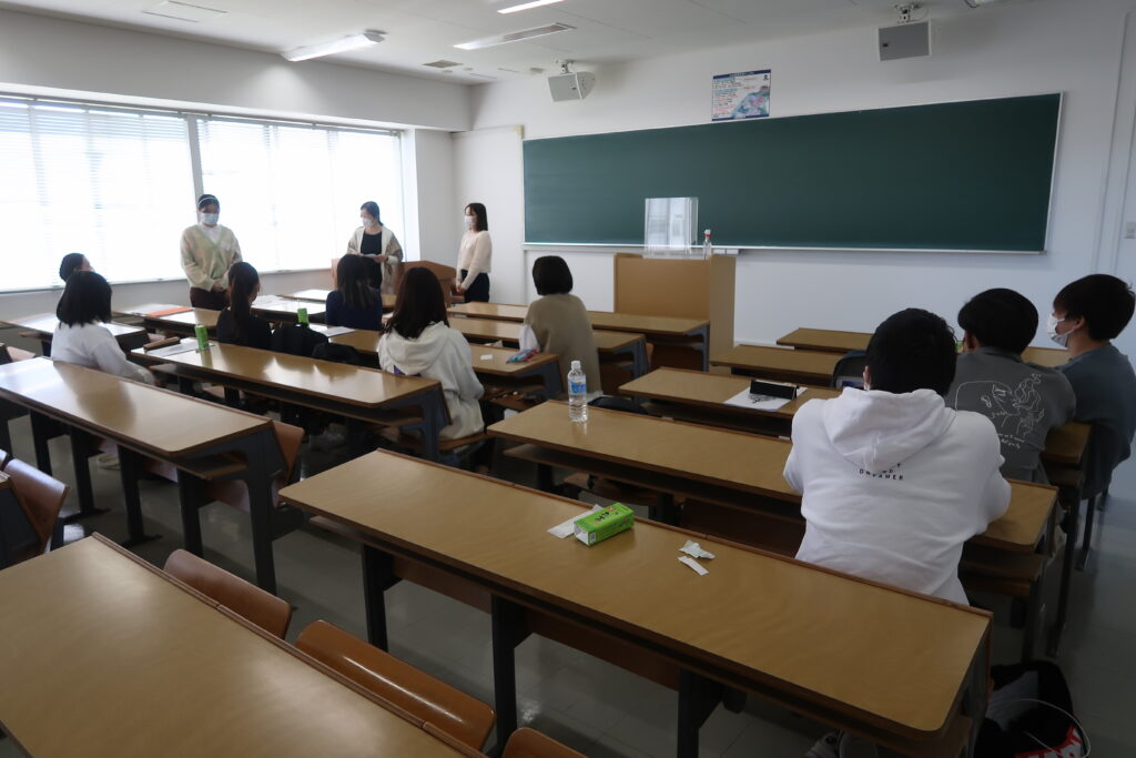入学式・フレッシュマンキャンプを開催致しました|名古屋外国語大学　現代国際学部　現代英語学科