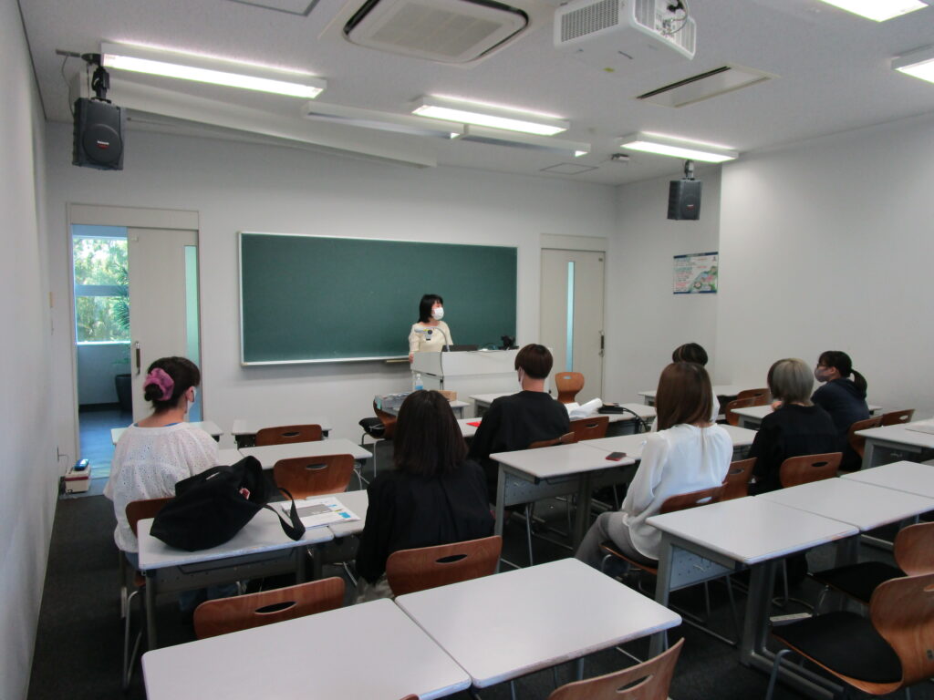 Creative Weekが開催されました|名古屋外国語大学　現代国際学部　現代英語学科